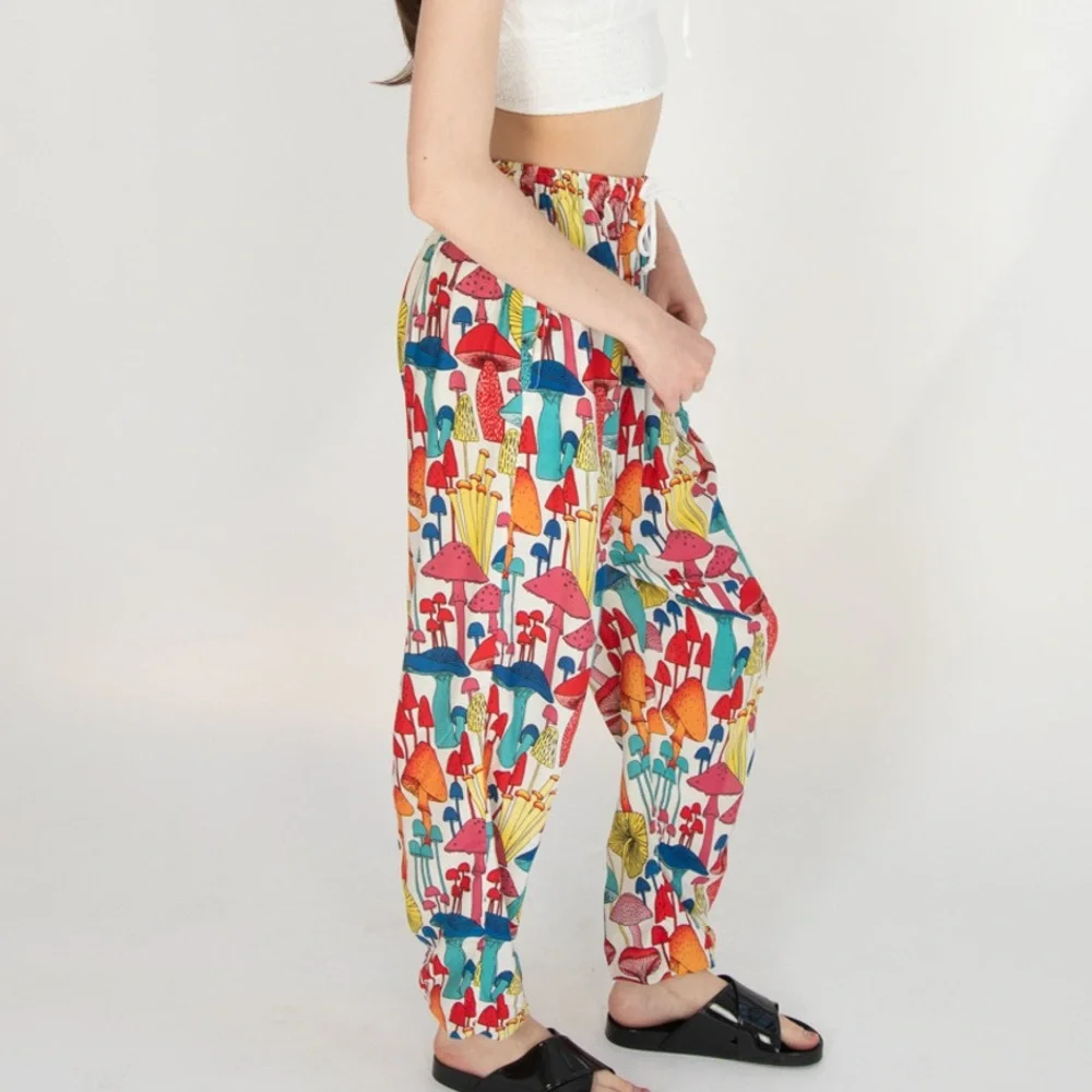 Kathmandu | Wild Mushroom Lightweight Pants - Picture 4 of 10